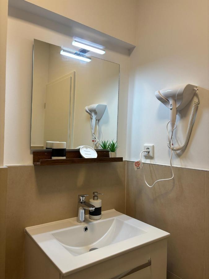 Lenti Duesseldorfer Apartment'S Extérieur photo