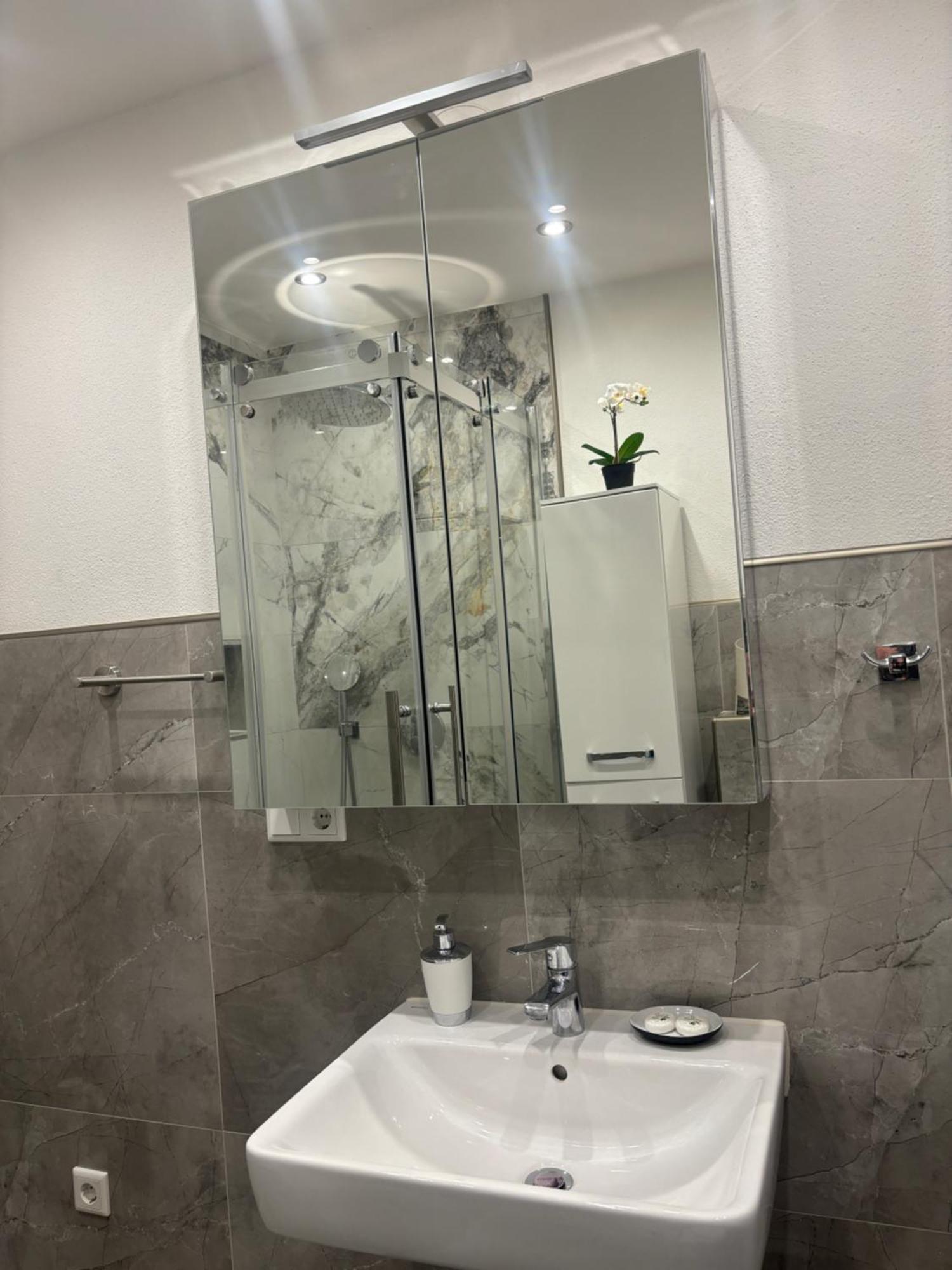 Lenti Duesseldorfer Apartment'S Extérieur photo